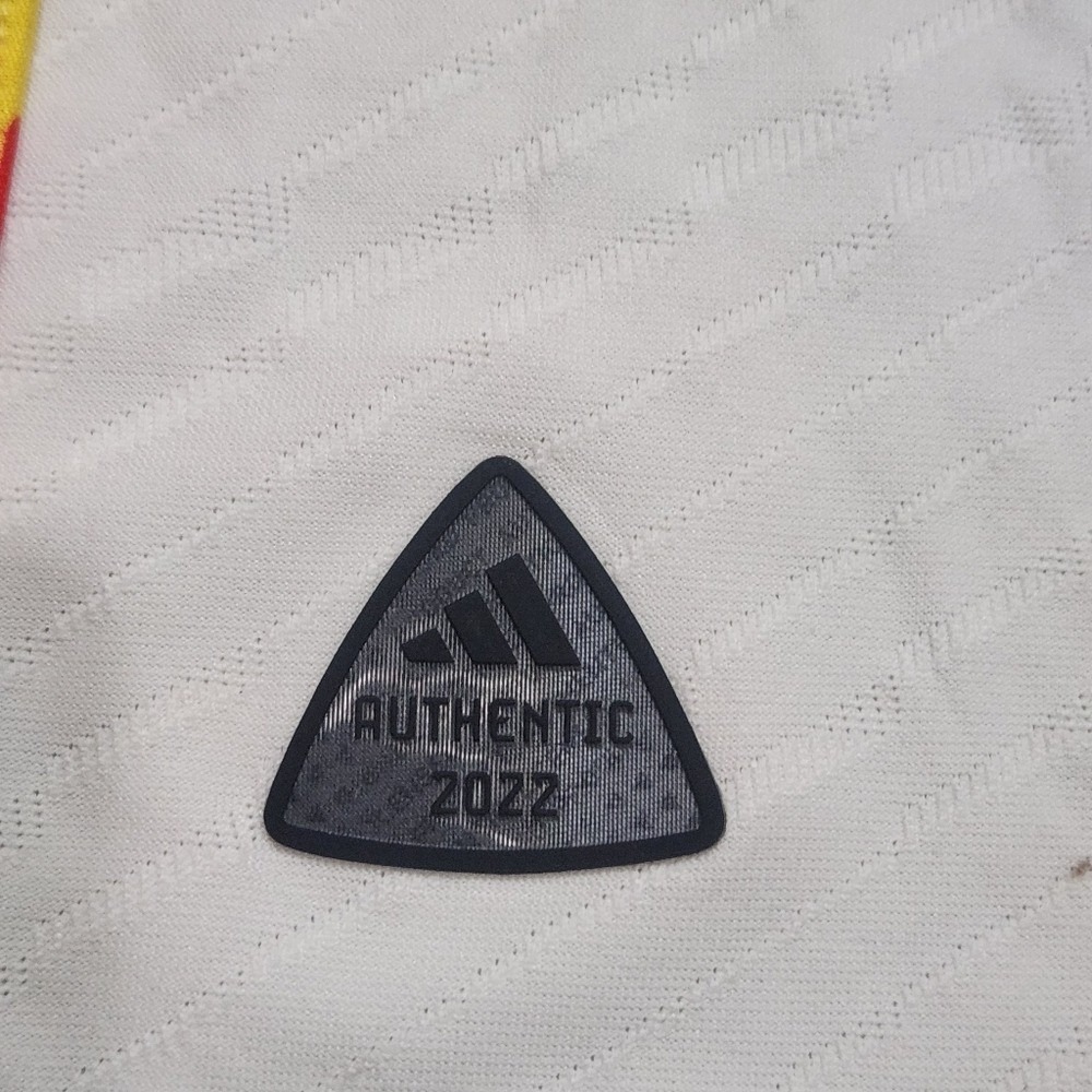 Adidas Authentic 2022 World Cup Belgium Fotball Away Jersey Small Fifa Soccer - Picture 3 of 8